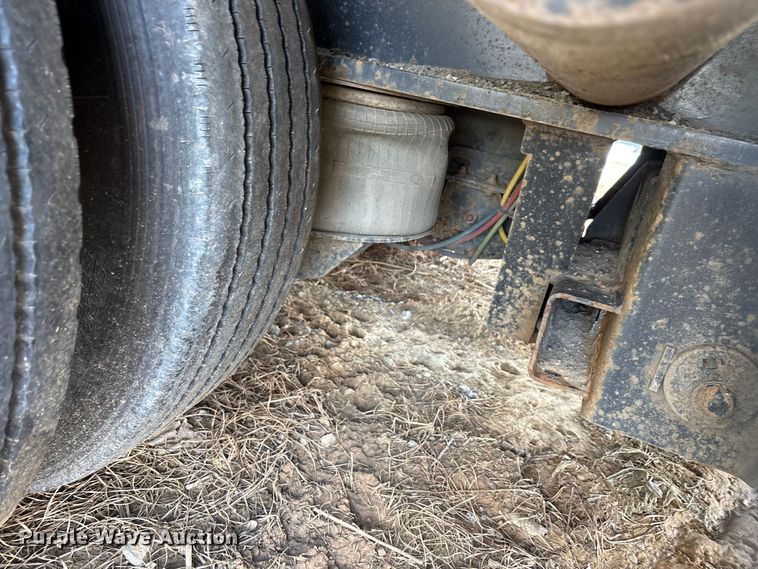 image for item EA7834 2014 Trail King lowboy equipment trailer