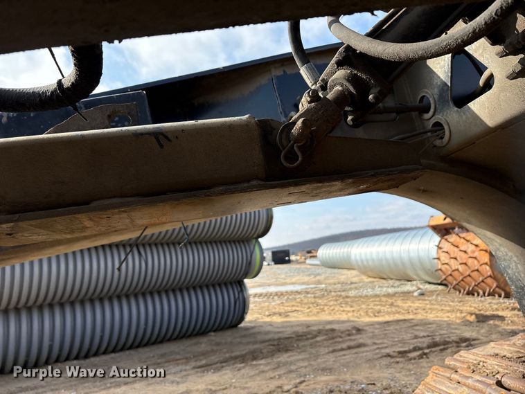 image for item EA7834 2014 Trail King lowboy equipment trailer