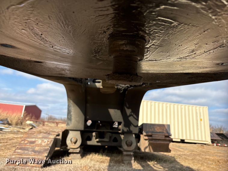 image for item EA7834 2014 Trail King lowboy equipment trailer