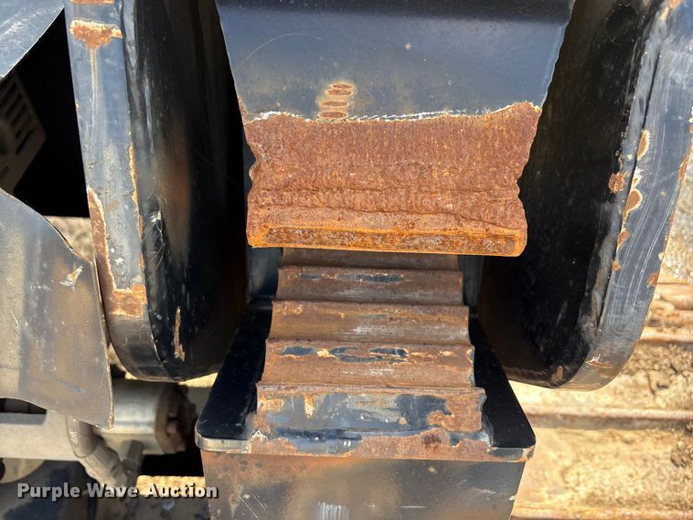 image for item EA7834 2014 Trail King lowboy equipment trailer