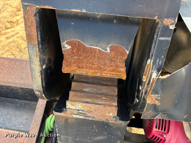 image for item EA7834 2014 Trail King lowboy equipment trailer