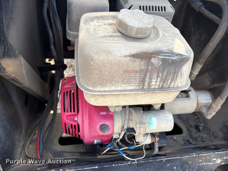 image for item EA7834 2014 Trail King lowboy equipment trailer