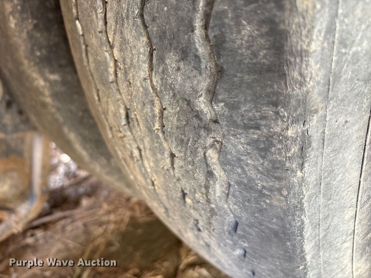 image for item EA7834 2014 Trail King lowboy equipment trailer