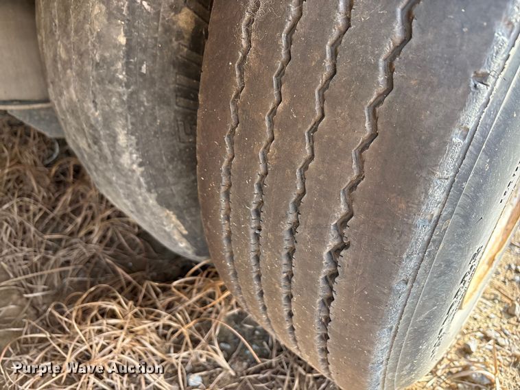 image for item EA7834 2014 Trail King lowboy equipment trailer