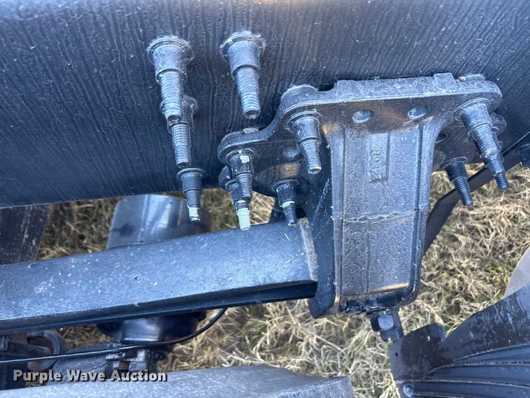 image for item EA7901 2019 Volvo VNL semi truck