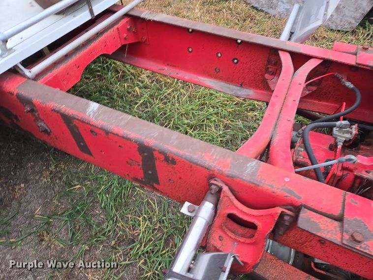 image for item EB1163 1993 International Harvester 9400 semi truck