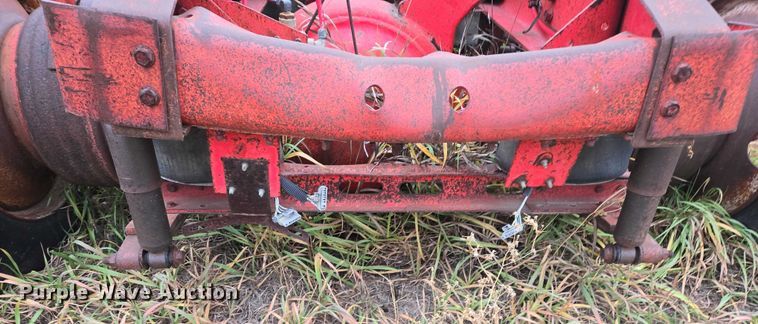 image for item EB1163 1993 International Harvester 9400 semi truck