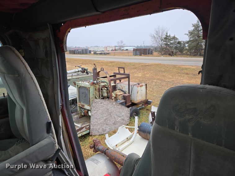 image for item EB1163 1993 International Harvester 9400 semi truck