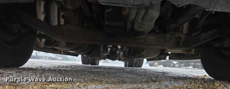 image for item EB1210 2019 Frieghtliner Cascadia semi truck