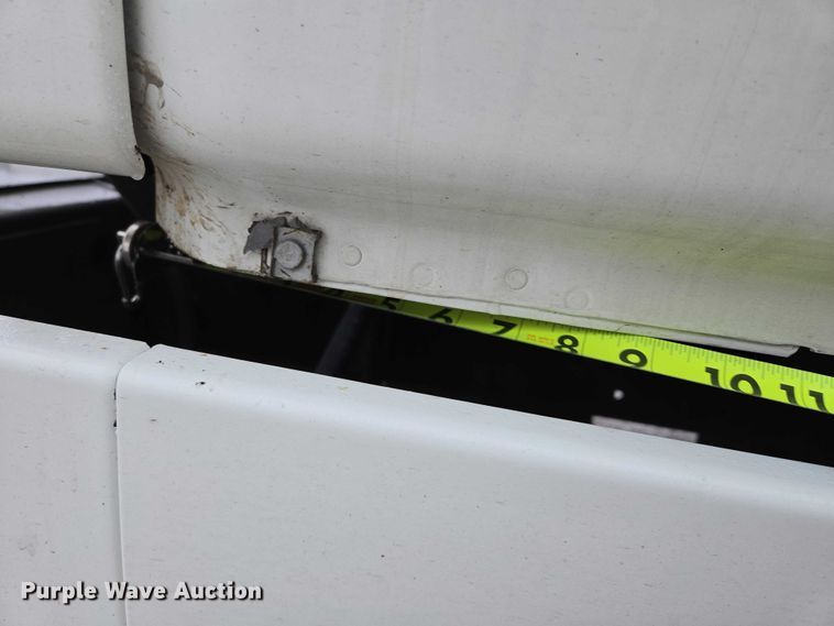 image for item EB1210 2019 Frieghtliner Cascadia semi truck