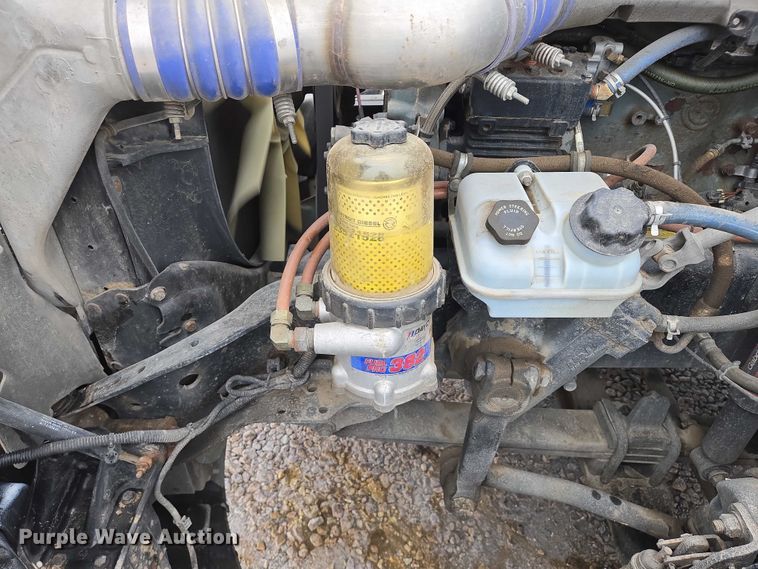 image for item EB1210 2019 Frieghtliner Cascadia semi truck