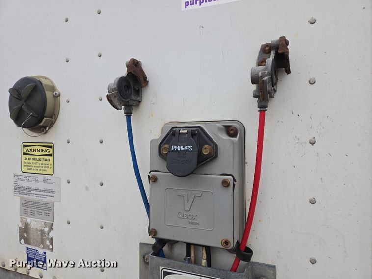 image for item EB1215 2017 Vanguard National Trailer Corporation MaxCube dry van trailer