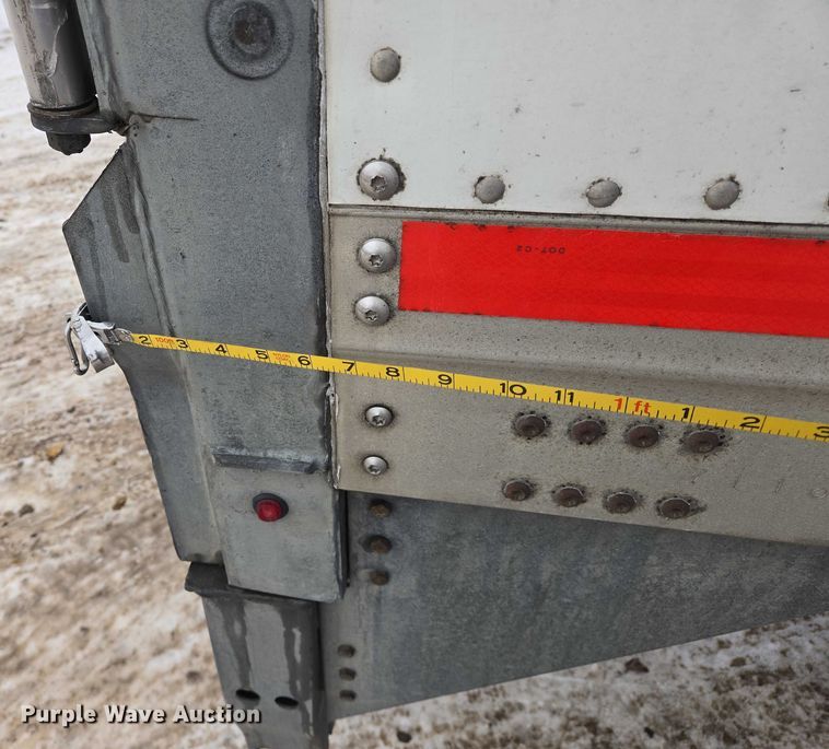 image for item EB1215 2017 Vanguard National Trailer Corporation MaxCube dry van trailer