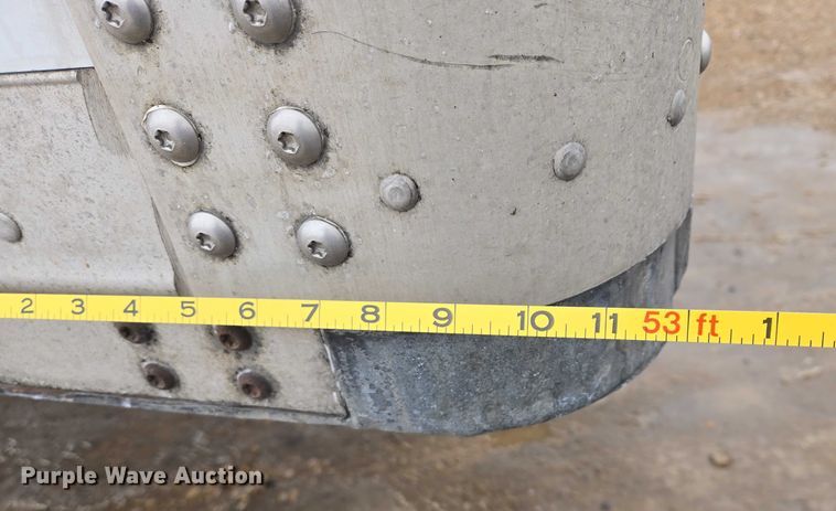 image for item EB1215 2017 Vanguard National Trailer Corporation MaxCube dry van trailer