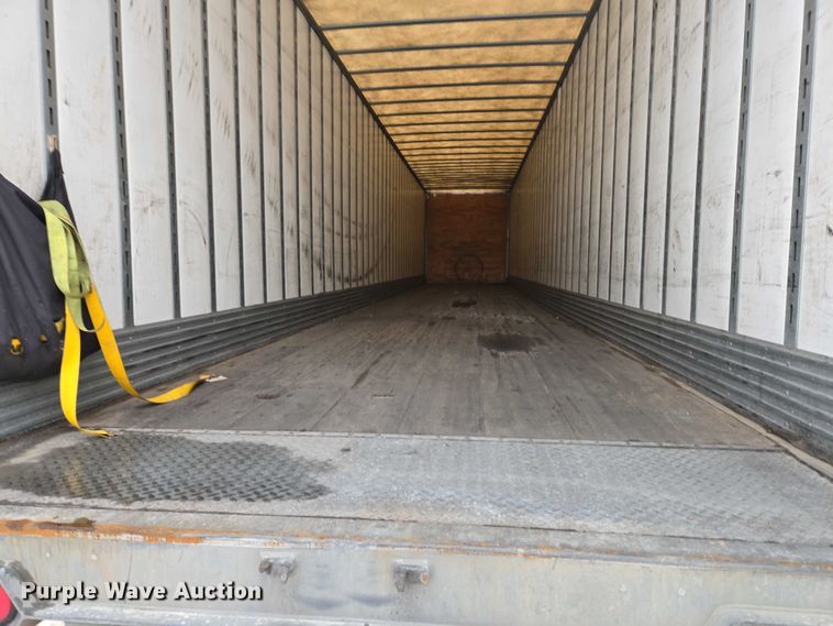 image for item EB1215 2017 Vanguard National Trailer Corporation MaxCube dry van trailer