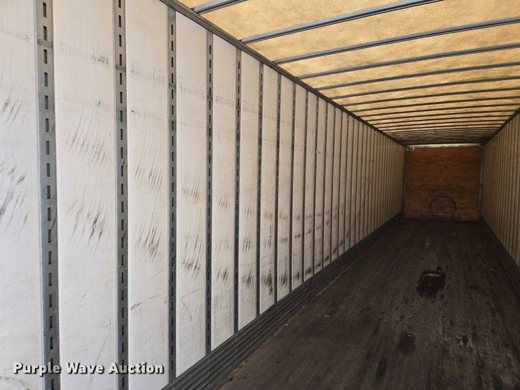 image for item EB1215 2017 Vanguard National Trailer Corporation MaxCube dry van trailer