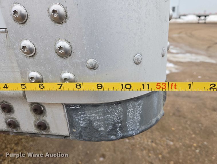 image for item EB1216 2017 Vanguard National Trailer Corporation MaxCube dry van trailer