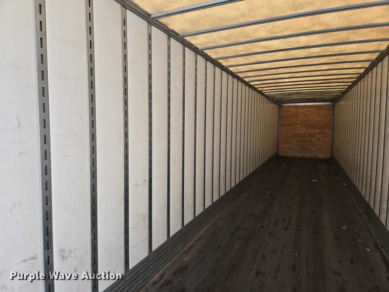 image for item EB1216 2017 Vanguard National Trailer Corporation MaxCube dry van trailer