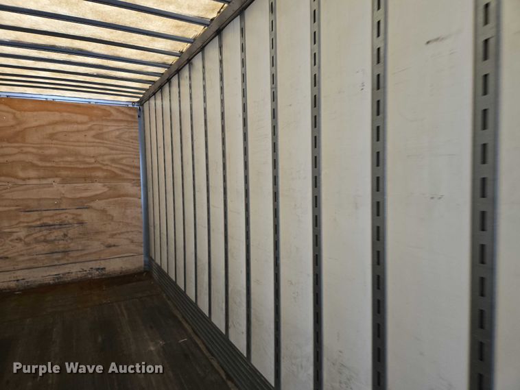 image for item EB1216 2017 Vanguard National Trailer Corporation MaxCube dry van trailer