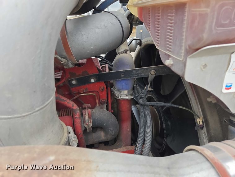 image for item EB1220 2010 Kenworth T800 box truck