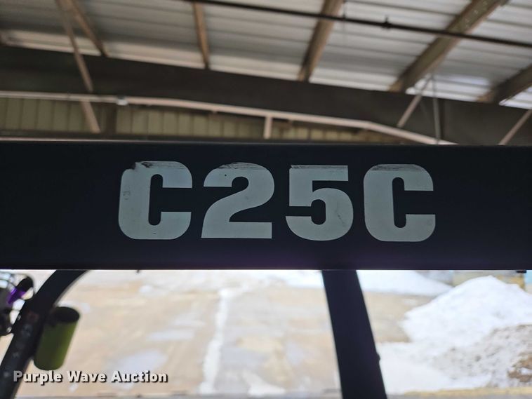 image for item EB1222 Clark C25C forklift