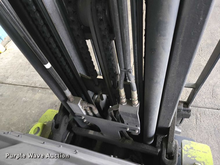 image for item EB1222 Clark C25C forklift