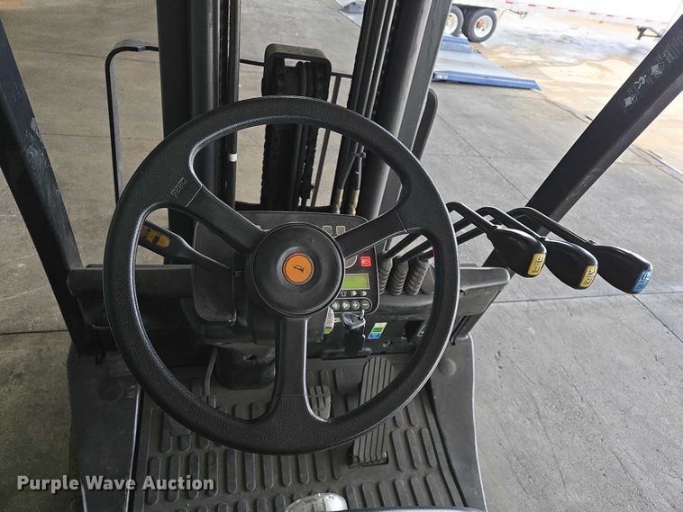 image for item EB1222 Clark C25C forklift