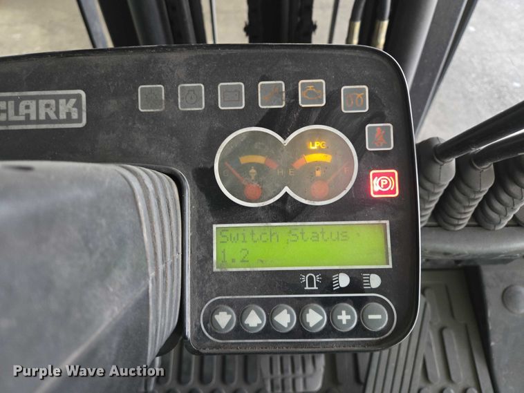 image for item EB1222 Clark C25C forklift