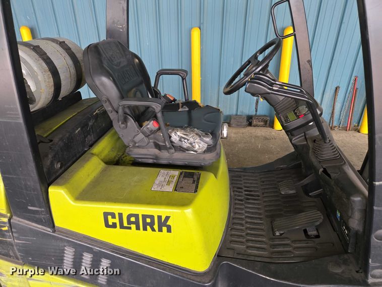 image for item EB1222 Clark C25C forklift