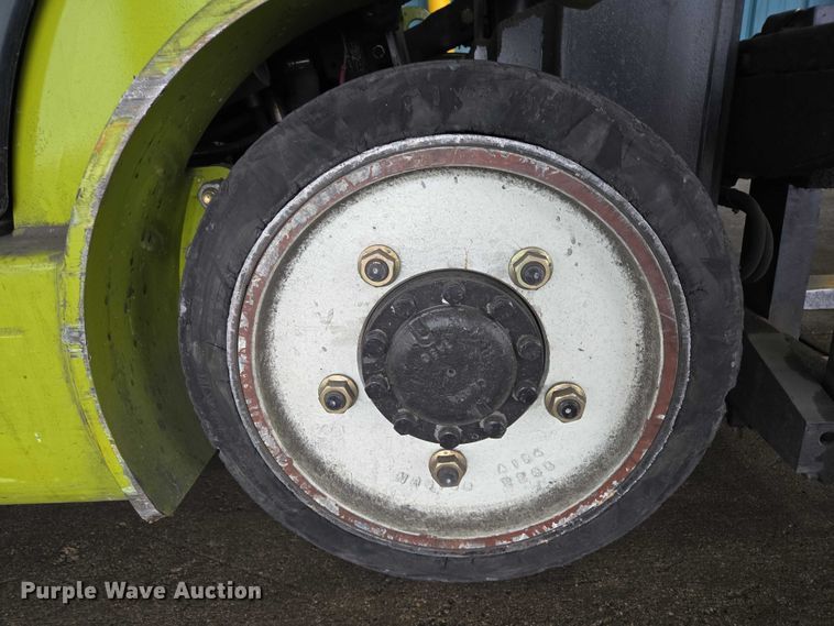 image for item EB1222 Clark C25C forklift