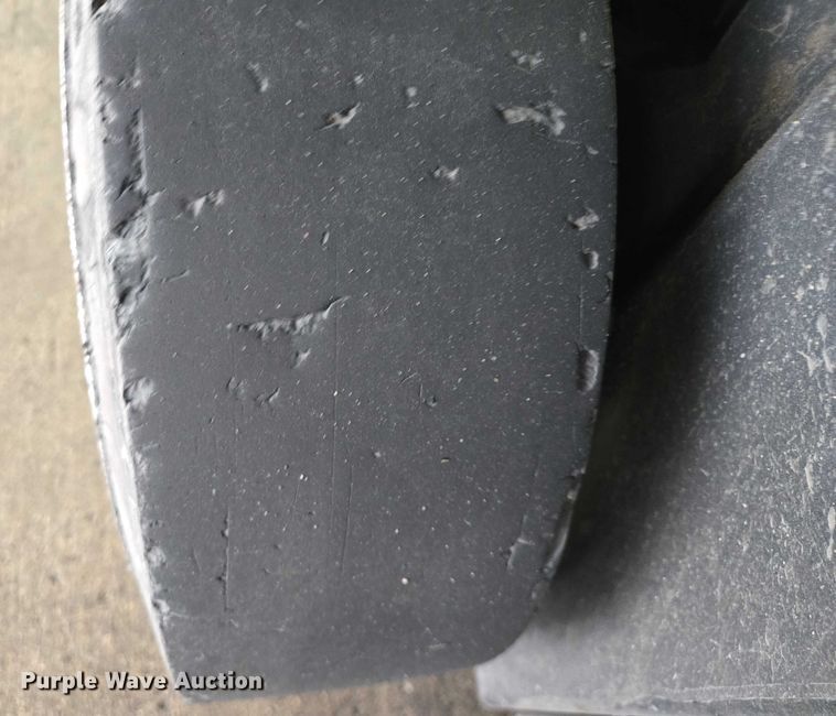 image for item EB1222 Clark C25C forklift