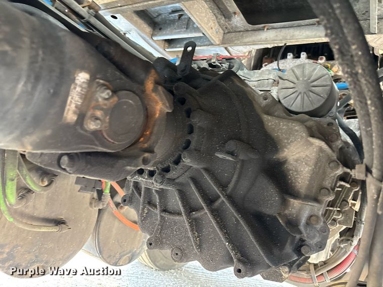 image for item EC3593 2020 International LT625 semi truck