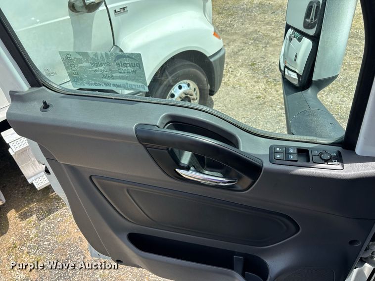 image for item EC3593 2020 International LT625 semi truck