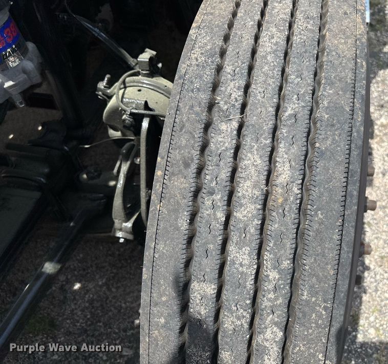 image for item EC3593 2020 International LT625 semi truck