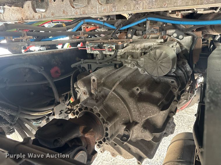 image for item EC3652 2020 International LT625 semi truck