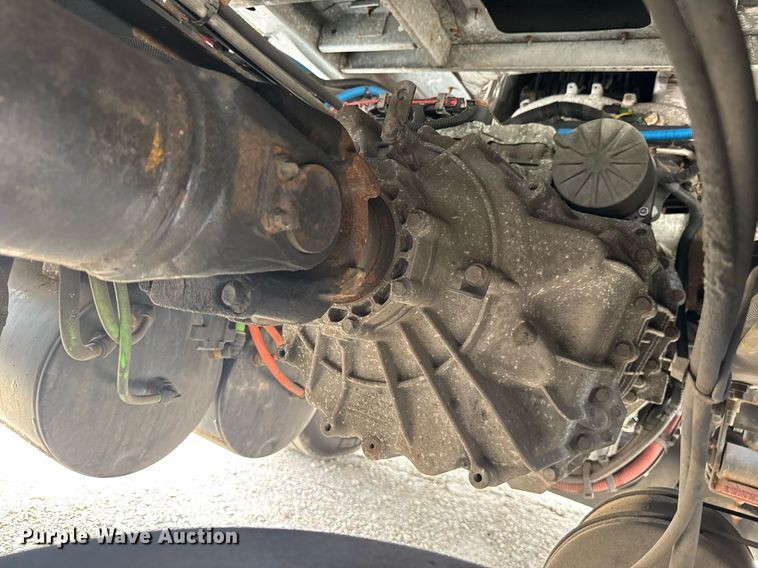 image for item EC3652 2020 International LT625 semi truck