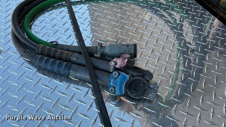 image for item ED2461 2005 Western Star 4900 semi truck