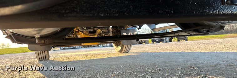 image for item ED2461 2005 Western Star 4900 semi truck