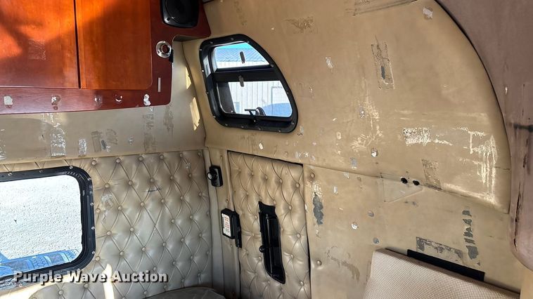 image for item ED2461 2005 Western Star 4900 semi truck