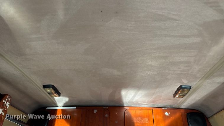 image for item ED2461 2005 Western Star 4900 semi truck