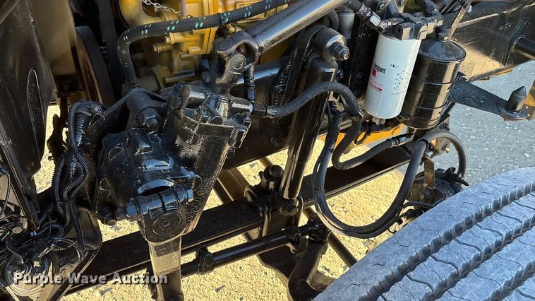 image for item ED2461 2005 Western Star 4900 semi truck