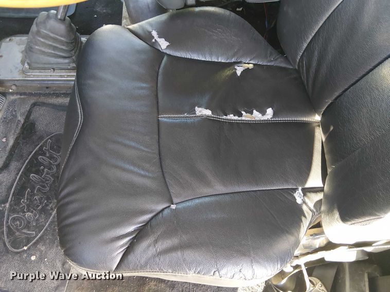 image for item EE5057 1989 Peterbilt 379 semi truck