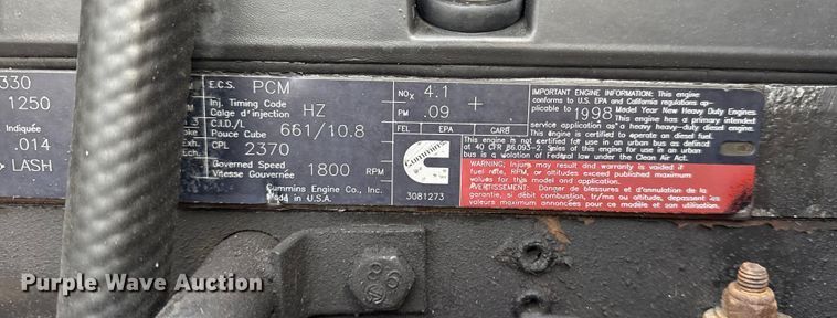 image for item EG1901 1999 Freightliner semi truck