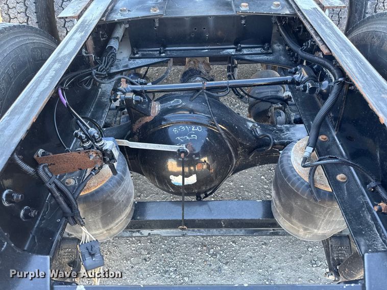 image for item EM2475 2016 Kenworth T680 semi truck