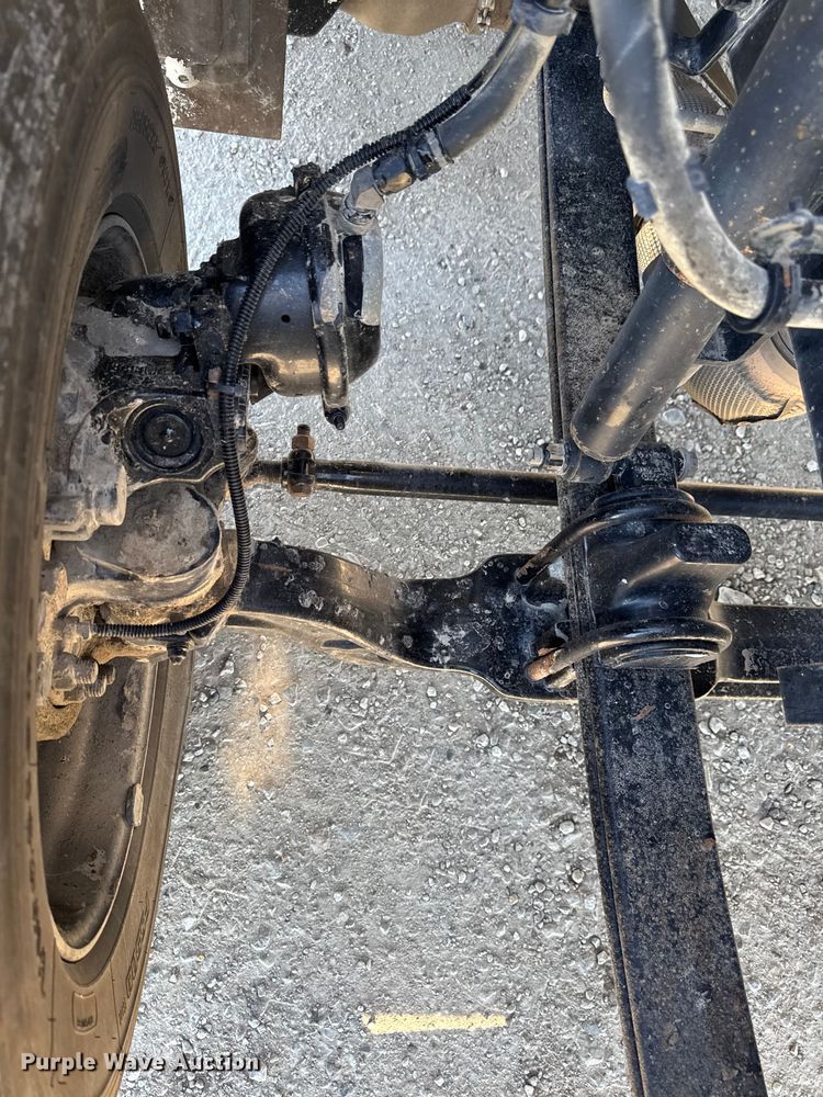 image for item EM2475 2016 Kenworth T680 semi truck