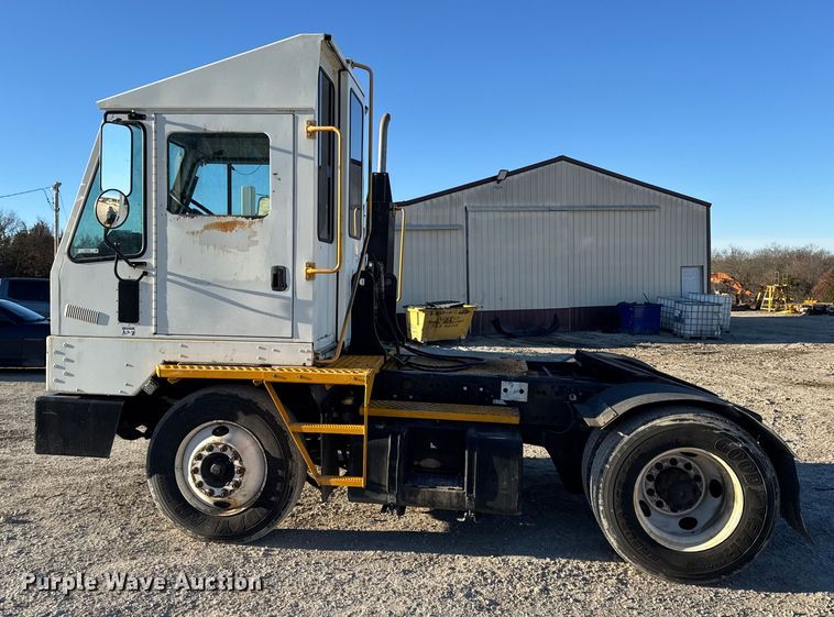image for item EN0788 2014 Kalmar Ottawa yard truck