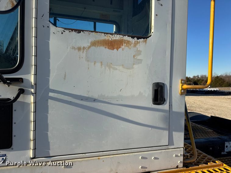 image for item EN0788 2014 Kalmar Ottawa yard truck