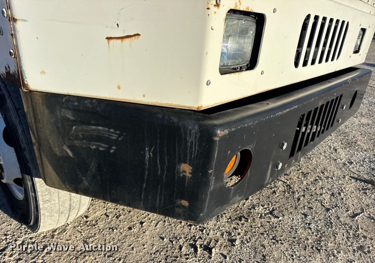 image for item EN0788 2014 Kalmar Ottawa yard truck