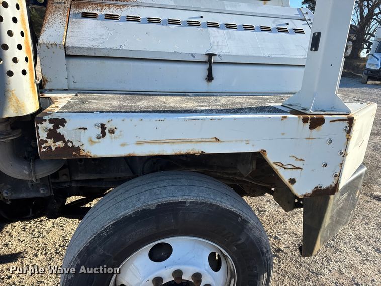 image for item EN0788 2014 Kalmar Ottawa yard truck