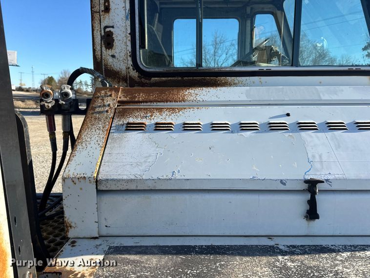 image for item EN0788 2014 Kalmar Ottawa yard truck